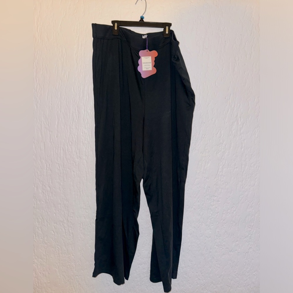 NEW W TAGS YITTY body butter, straight leg pant 3X